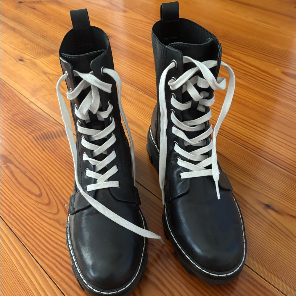 Stylish Black Leather Boots with White Laces